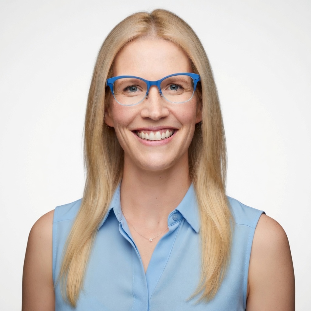Portrait of Laura Schuck