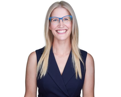 Laura Schuck11017Full Laura Schuck11017Full